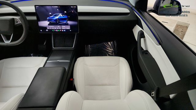 Used 2026 Tesla Model Y AWD image 51
