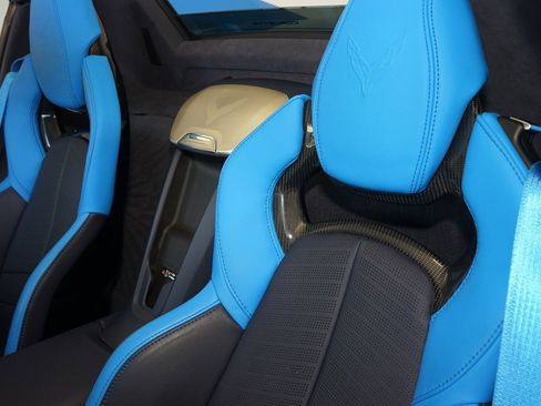 Used 2024 Chevrolet Corvette Stingray Premium Conv w/ Z51 Performance Package image 22