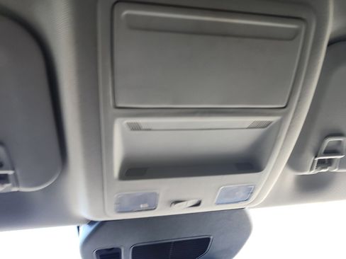 Used 2021 Ford Escape SE w/ SE Sport Appearance Package image 28