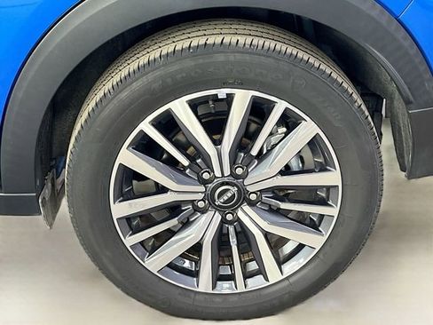 Used 2024 Nissan Kicks SV FWD image 35