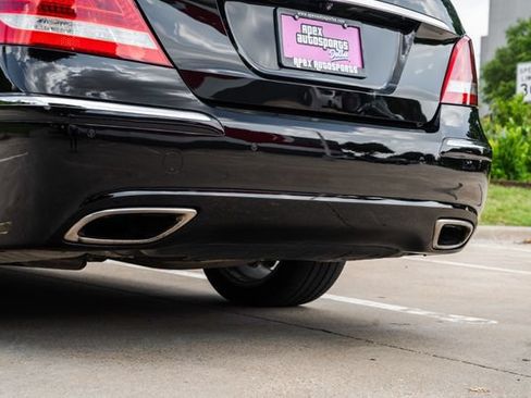 Used 2012 Hyundai Equus Signature RWD image 29