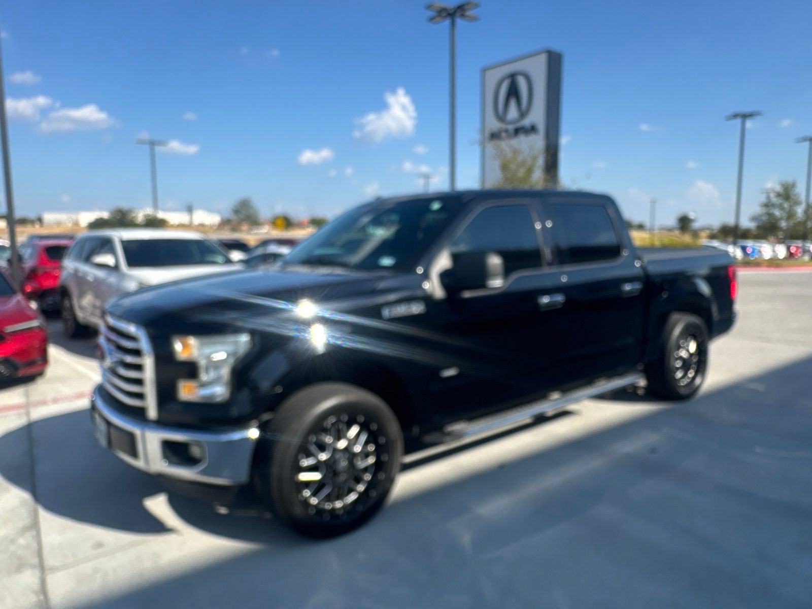Used 2016 Ford F150 XLT w/ Equipment Group 302A Luxury RWD image 4