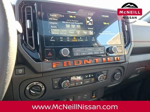 New 2025 Nissan Frontier PRO-4X w/ Pro Premium Package image 9