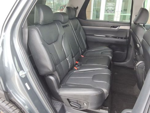 Used 2022 Hyundai Palisade SEL w/ 8P Bench Seat Package AWD/4WD image 34