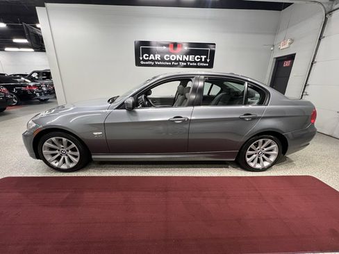 Used 2011 BMW 328i xDrive Sedan image 22