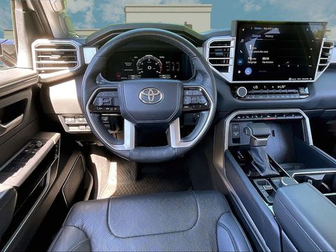 Used 2024 Toyota Tundra Limited AWD/4WD image 5