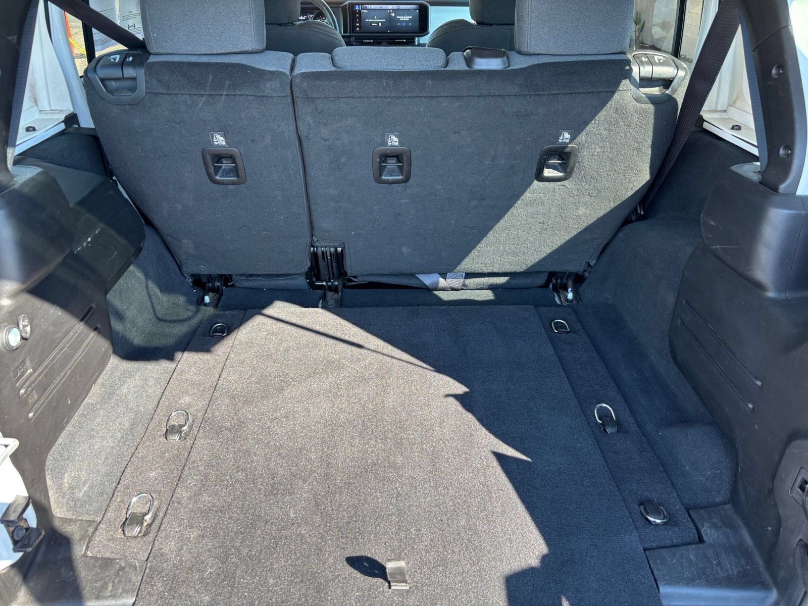 Used 2025 Jeep Wrangler Unlimited Sport AWD/4WD image 29