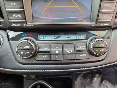 Used 2018 Toyota RAV4 XLE w/ Plus Extra Value Package AWD/4WD image 29