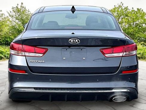 Used 2019 Kia Optima LX w/ LX Premium Package image 4