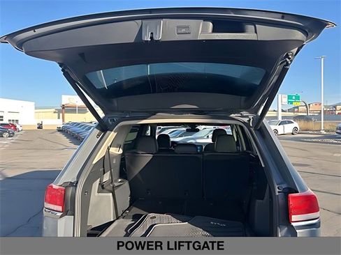 Used 2025 Volkswagen Atlas SEL image 14