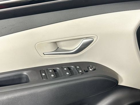 Certified 2024 Hyundai Tucson SEL FWD image 17