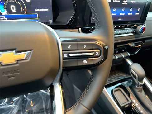 New 2026 Chevrolet Colorado LT image 18