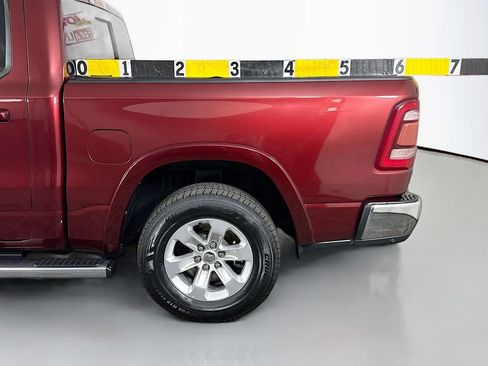 Used 2019 RAM 1500 Laramie AWD/4WD image 15