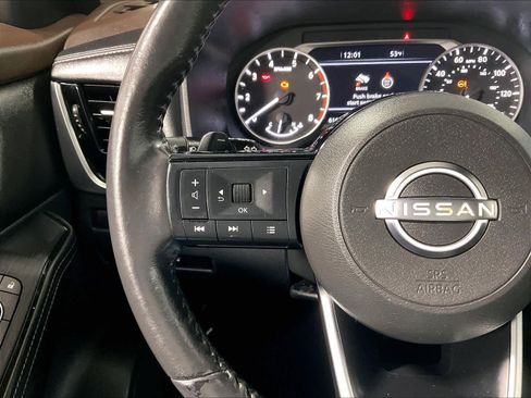 Used 2022 Nissan Rogue SL w/ SL Premium Package image 23