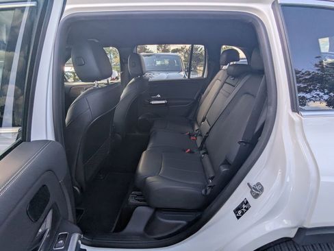 Certified 2023 Mercedes-Benz EQB 250+ w/ Exclusive Package image 23