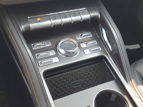 New 2026 Lincoln Nautilus Premier AWD/4WD image 25