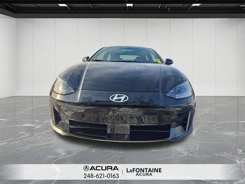 Used 2023 Hyundai Ioniq 6 SEL image 2