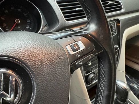 Used 2017 Volkswagen Passat 1.8T R-Line image 31