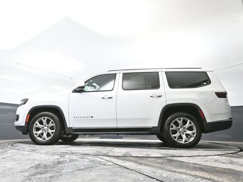 Used 2022 Jeep Wagoneer Series II image 54