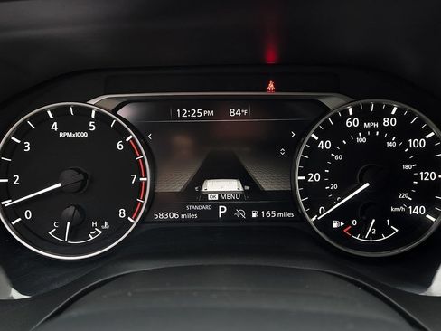 Used 2025 Nissan Rogue SV FWD image 18