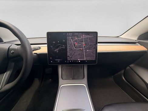 Used 2021 Tesla Model 3 Long Range AWD/4WD image 11