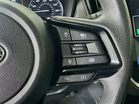 Used 2024 Subaru Crosstrek 2.0i Premium image 11