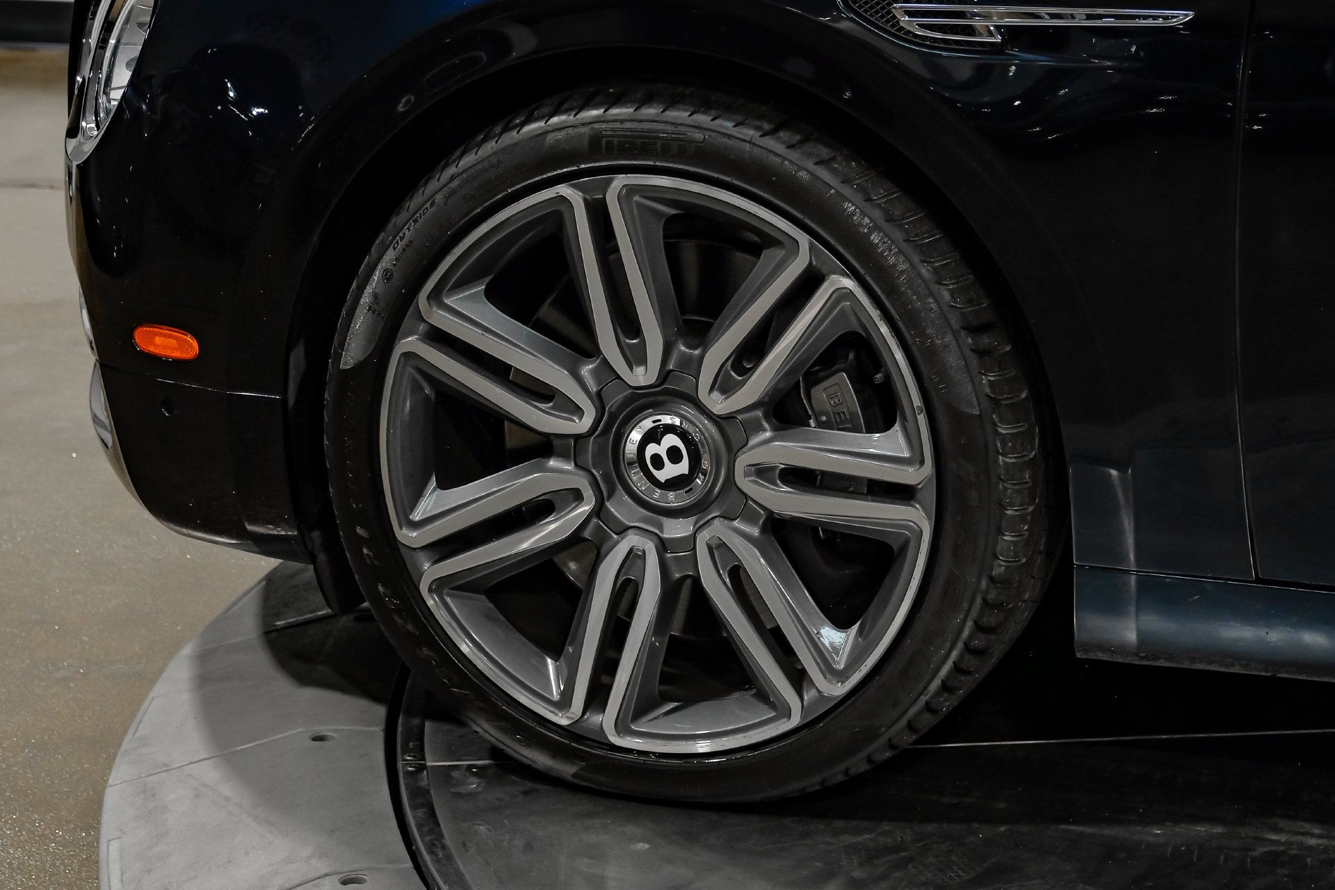 Used 2018 Bentley Flying Spur W12 AWD/4WD image 71