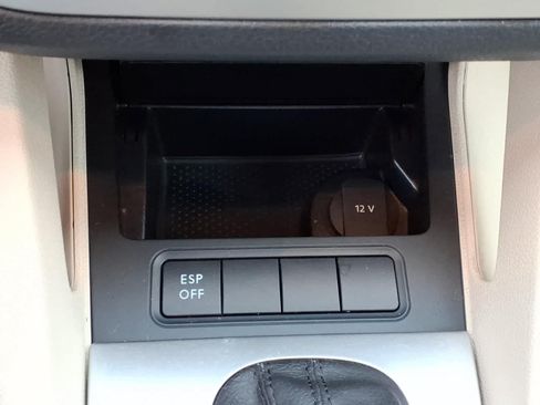 Used 2008 Volkswagen Eos 2.0T FWD image 24