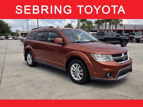 Used 2013 Dodge Journey SXT w/ Flexible Seating Group FWD image 1