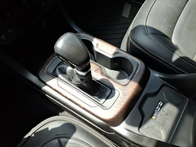 Used 2022 GMC Canyon Denali RWD image 29