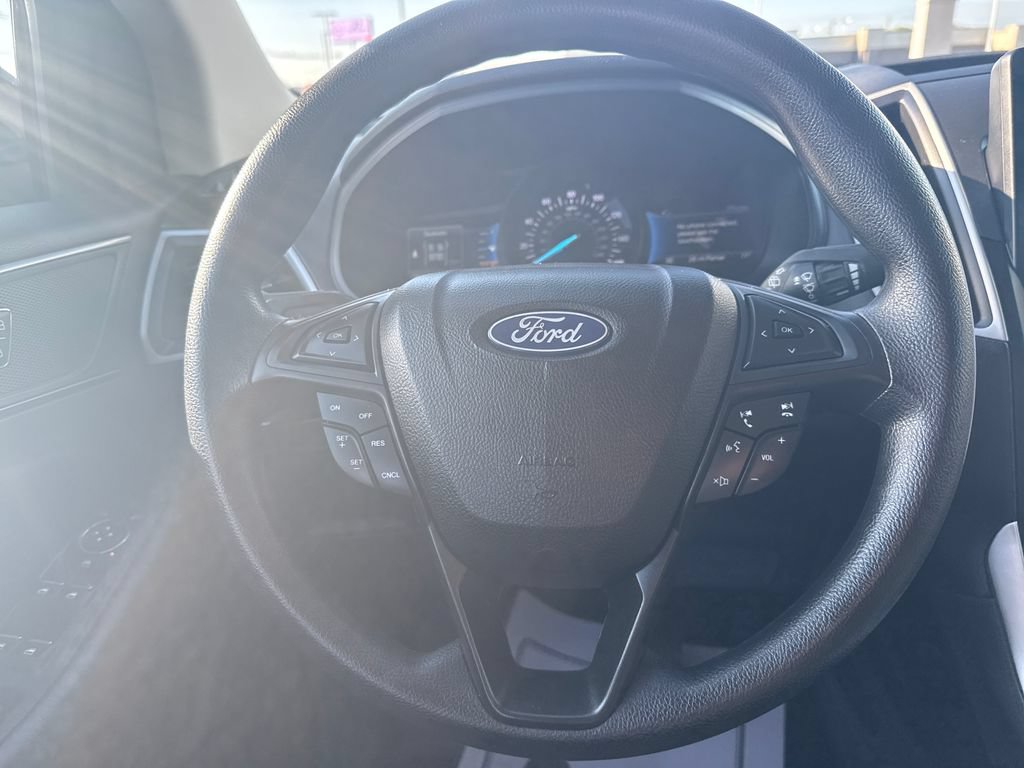 Used 2023 Ford Edge SE w/ Black Appearance Package AWD/4WD image 17