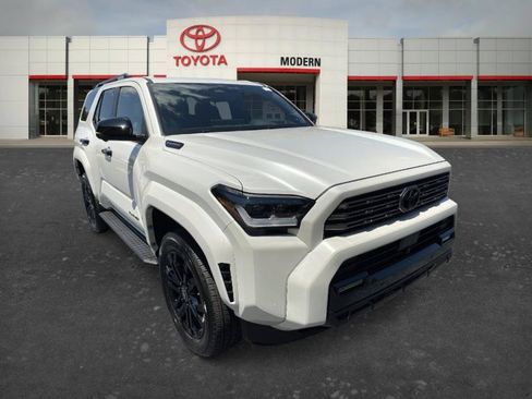 Used 2026 Toyota 4Runner Platinum AWD/4WD image 3