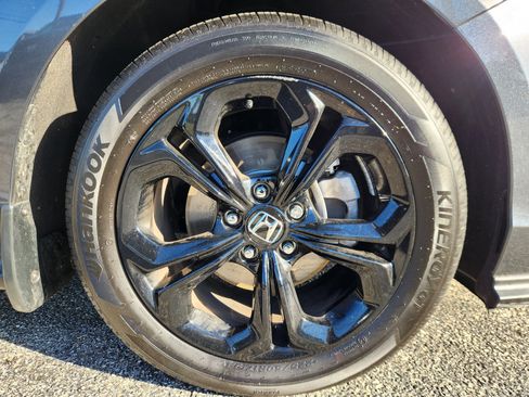 Certified 2025 Honda Accord SE image 20