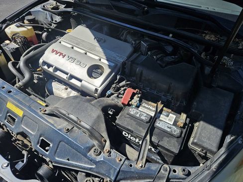 Used 2004 Toyota Solara SLE FWD image 19