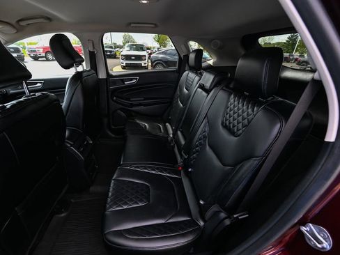 Used 2024 Ford Edge Titanium w/ Class II Trailer Tow Package AWD/4WD image 22