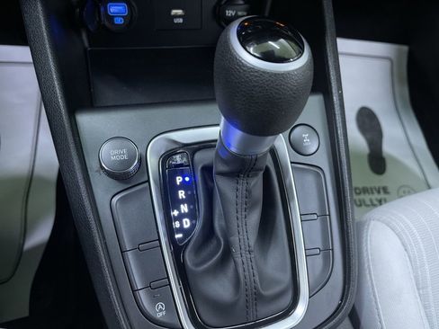 Used 2023 Hyundai Kona SEL image 17