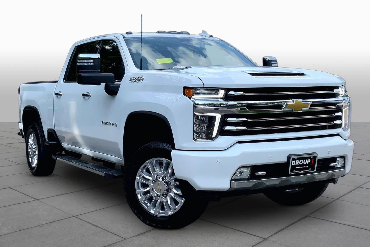 Used 2022 Chevrolet Silverado 2500 High Country w/ Z71 Off-Road Package AWD/4WD image 3
