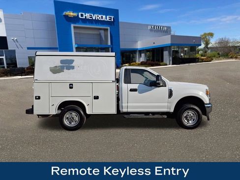 Used 2022 Ford F250 XL w/ Power Equipment Group image 10