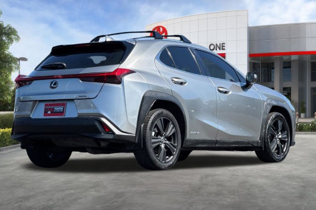 Used 2019 Lexus UX 250h w/ Premium Package AWD/4WD image 4