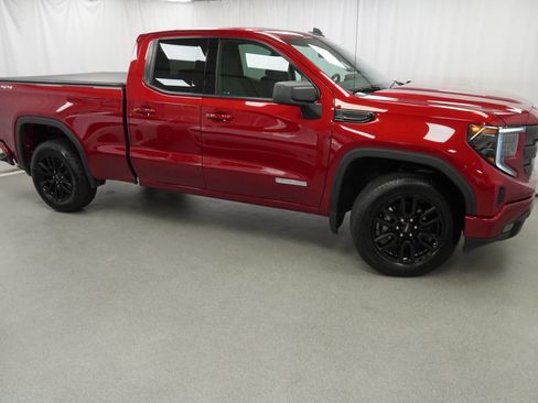 Used 2023 GMC Sierra 1500 Elevation AWD/4WD image 5