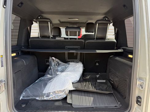 Used 2025 Mercedes-Benz G 580 w/ EQ Technology image 33
