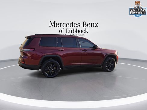 Used 2024 Jeep Grand Cherokee L Altitude AWD/4WD image 8