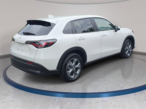 New 2026 Honda HR-V LX image 5