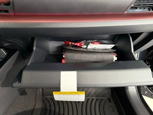 New 2025 Toyota Prius XSE Premium image 31