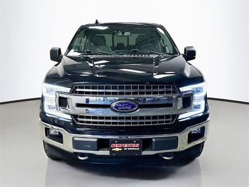 Used 2018 Ford F150 XLT w/ Equipment Group 302A Luxury image 4