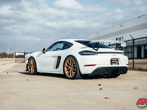 Used 2020 Porsche 718 Cayman GT4 image 52
