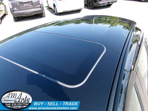 Used 2023 MAZDA MAZDA3 s FWD image 10