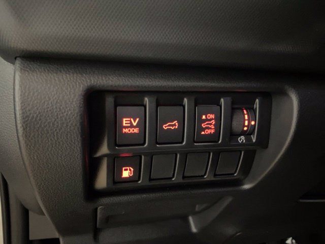 Used 2025 Subaru Forester Premium AWD/4WD image 35