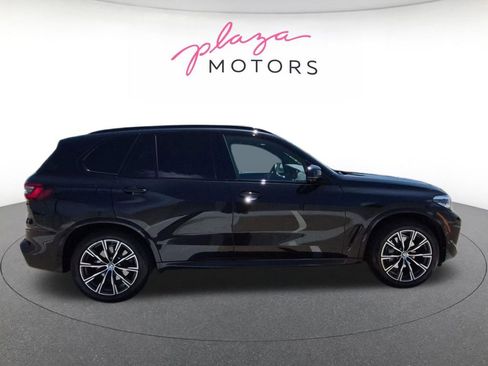 Used 2021 BMW X5 xDrive40i w/ M Sport Package AWD/4WD image 4