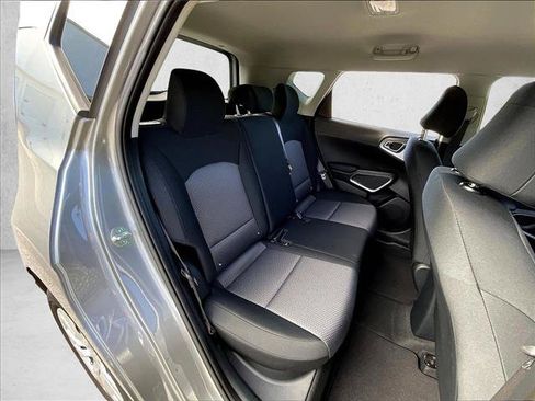 Used 2025 Kia Soul LX FWD image 28